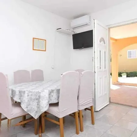 Apartment Luce *